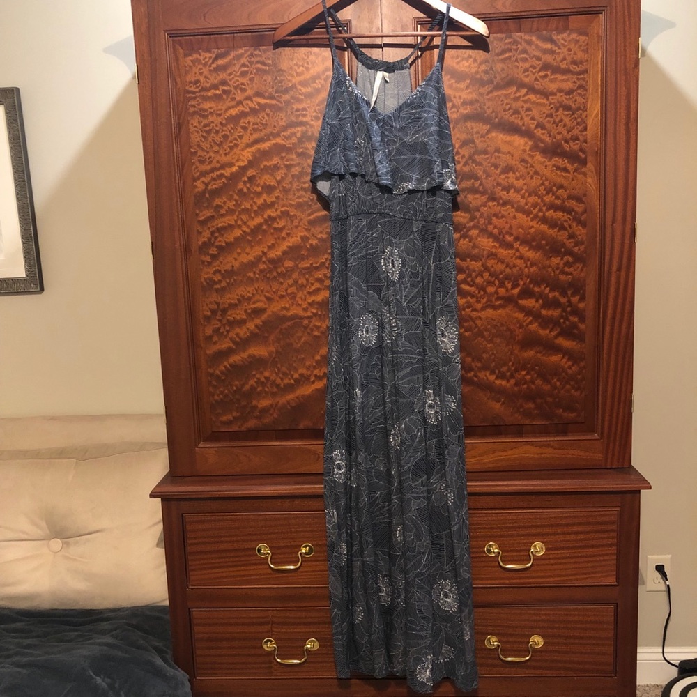LC Lauren Conrad navy floral maxi size medium